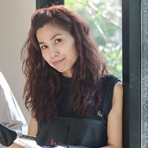 K. Chompoo (Stylist) - Classic infinite salon