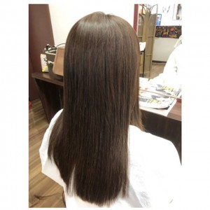 いつもカラーとトリートメントをされるお客様。