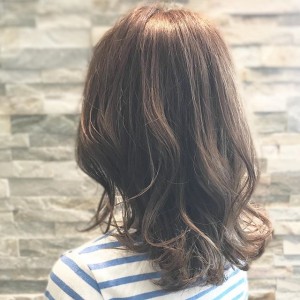 ヘッドスパやトリートメントで頭皮や髪をケアして、うるうる美髪を手に入れちゃいましょ